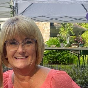 Meet your Posher, Kelli